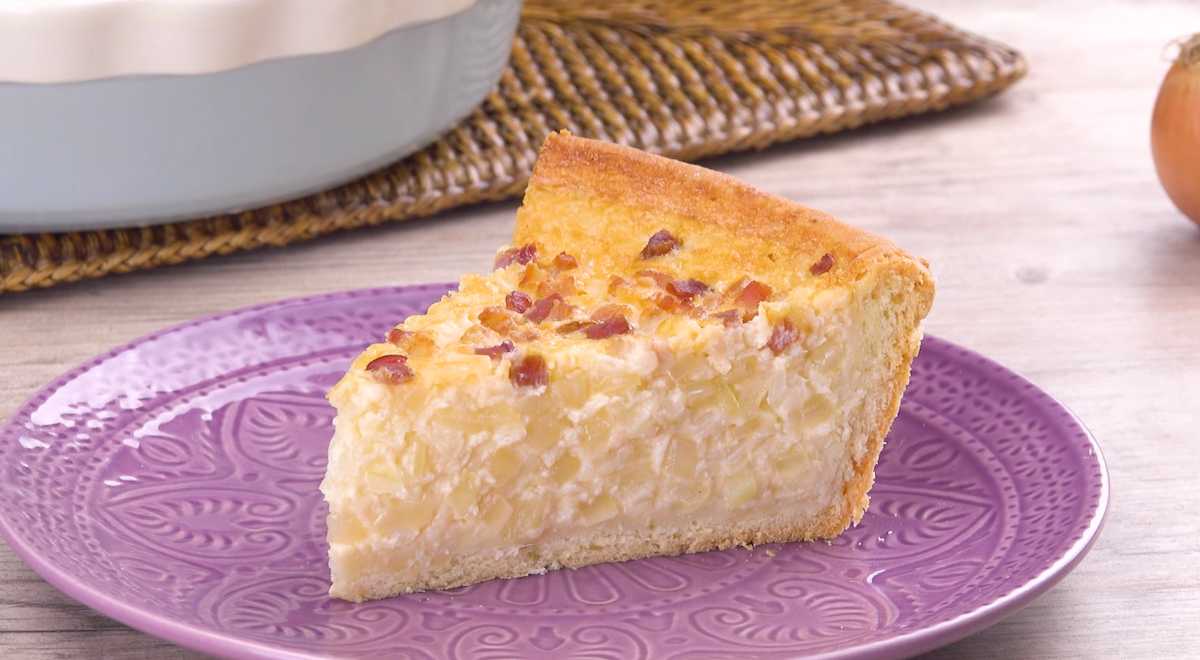 Zwiebelkuchen mit Speck