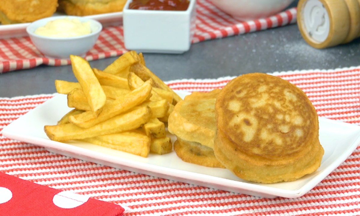 Ausgebackene Mini-Cheeseburger