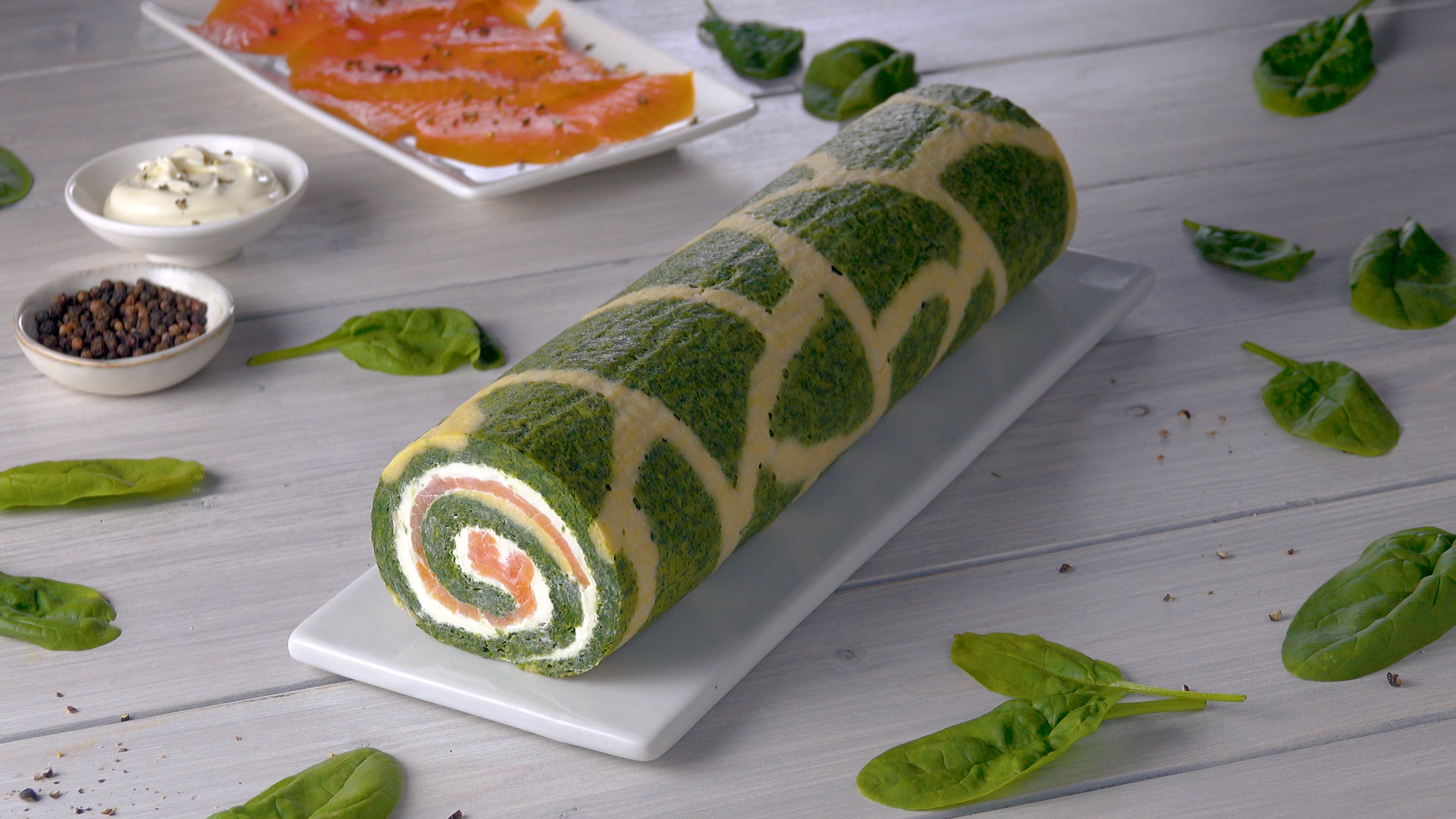 Spinat-Lachs-Rolle mit FrischkÃ¤se im Giraffenlook