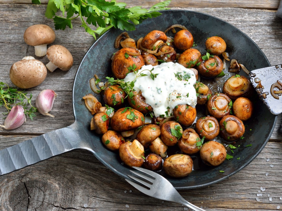 Champignons mit KnoblauchsoÃŸe wie vom Weihnachtsmarkt