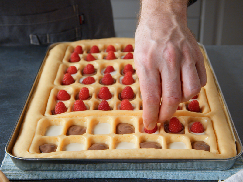 Brioche mit Himbeeren, Schokolade und Frischkäse