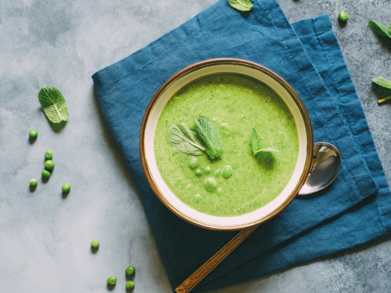 Erbsen-Curry-Suppe: macht satt und glücklich