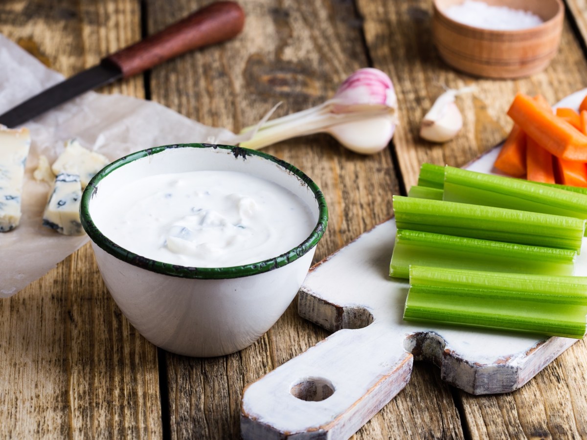 Hast du schon mal ein Blauschimmelkäse-Dressing probiert?