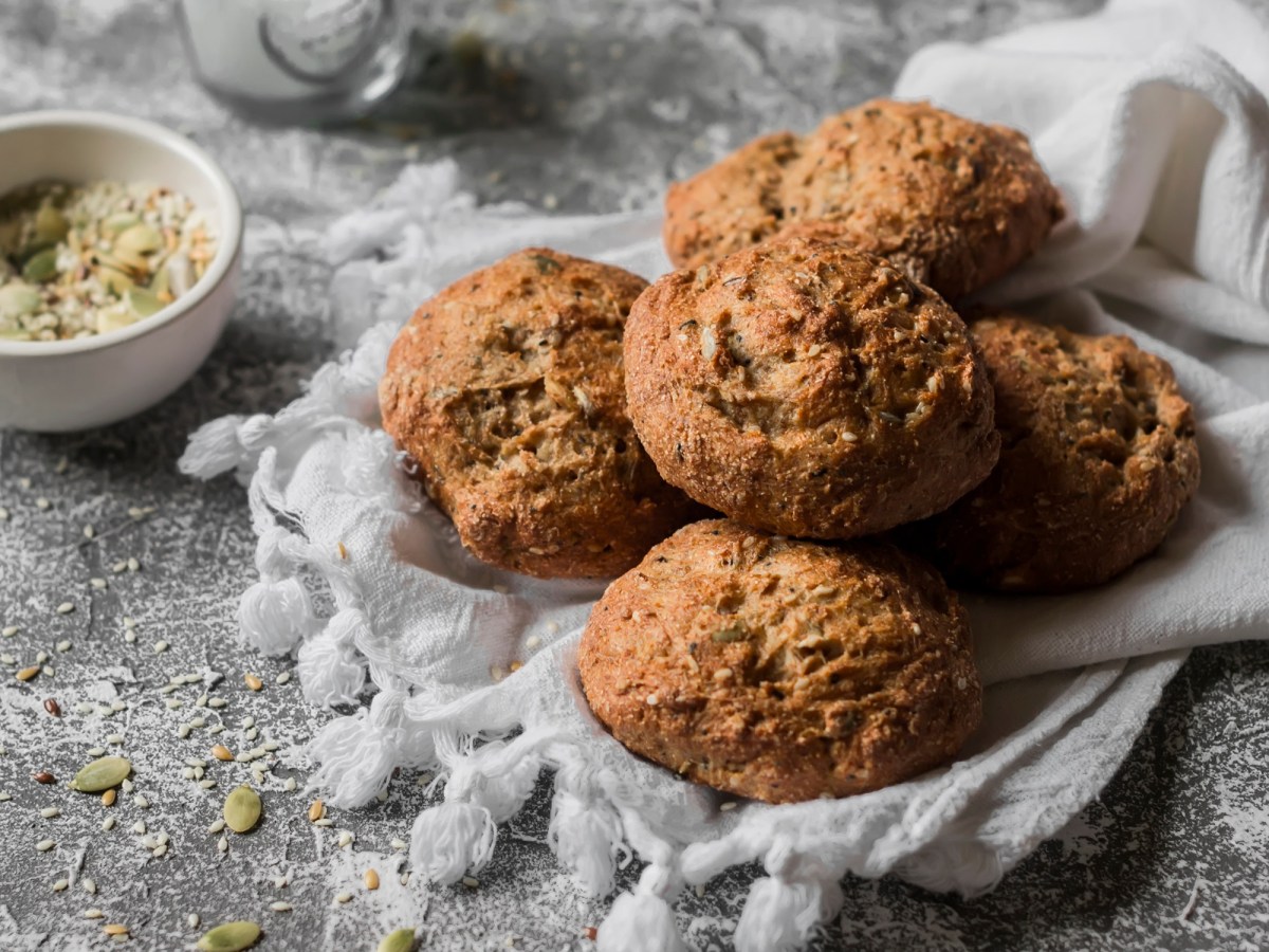 Vollkornbrötchen: gesunde Frühstücksbrötchen im Handumdrehen